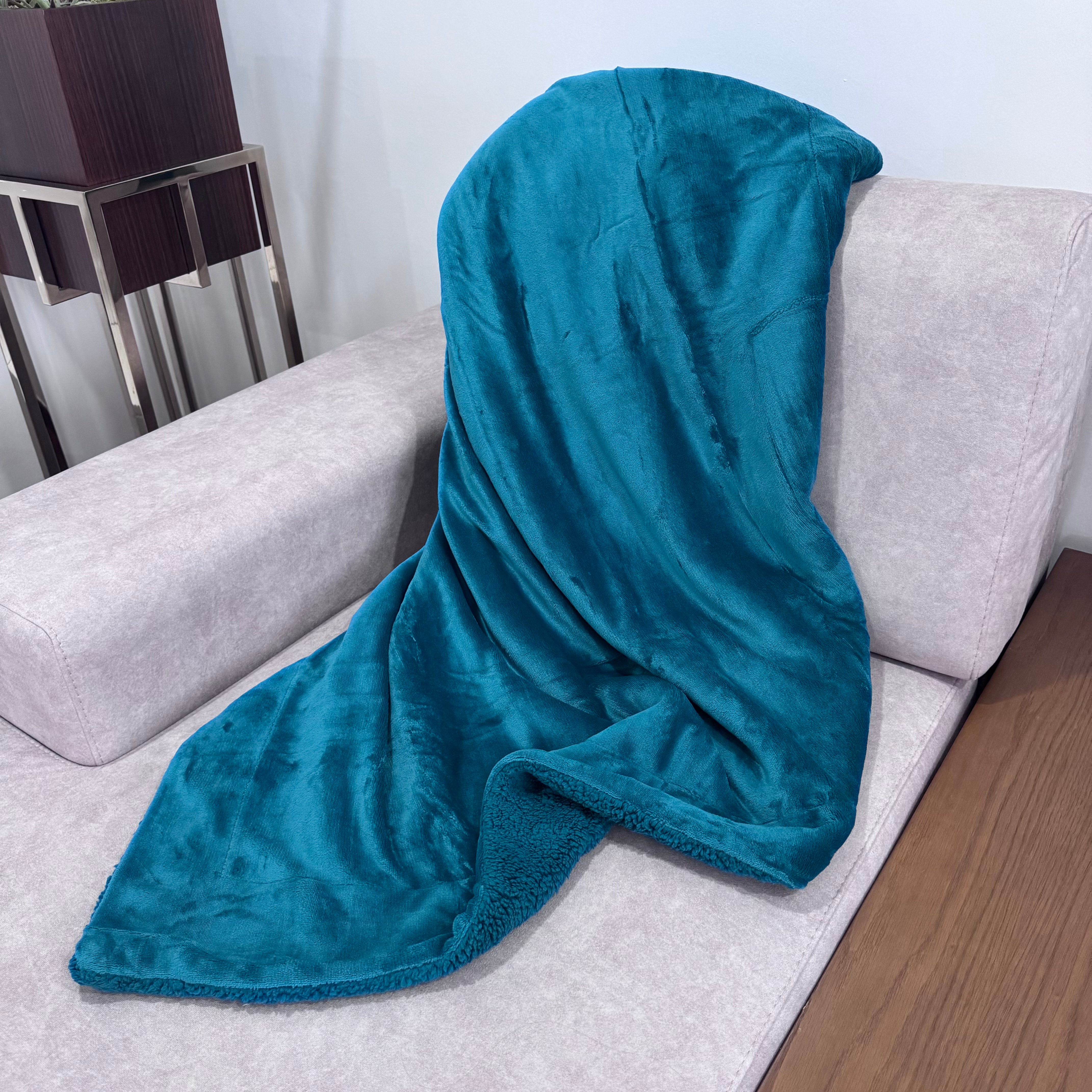 Manta decorativa con suave piel de cordero