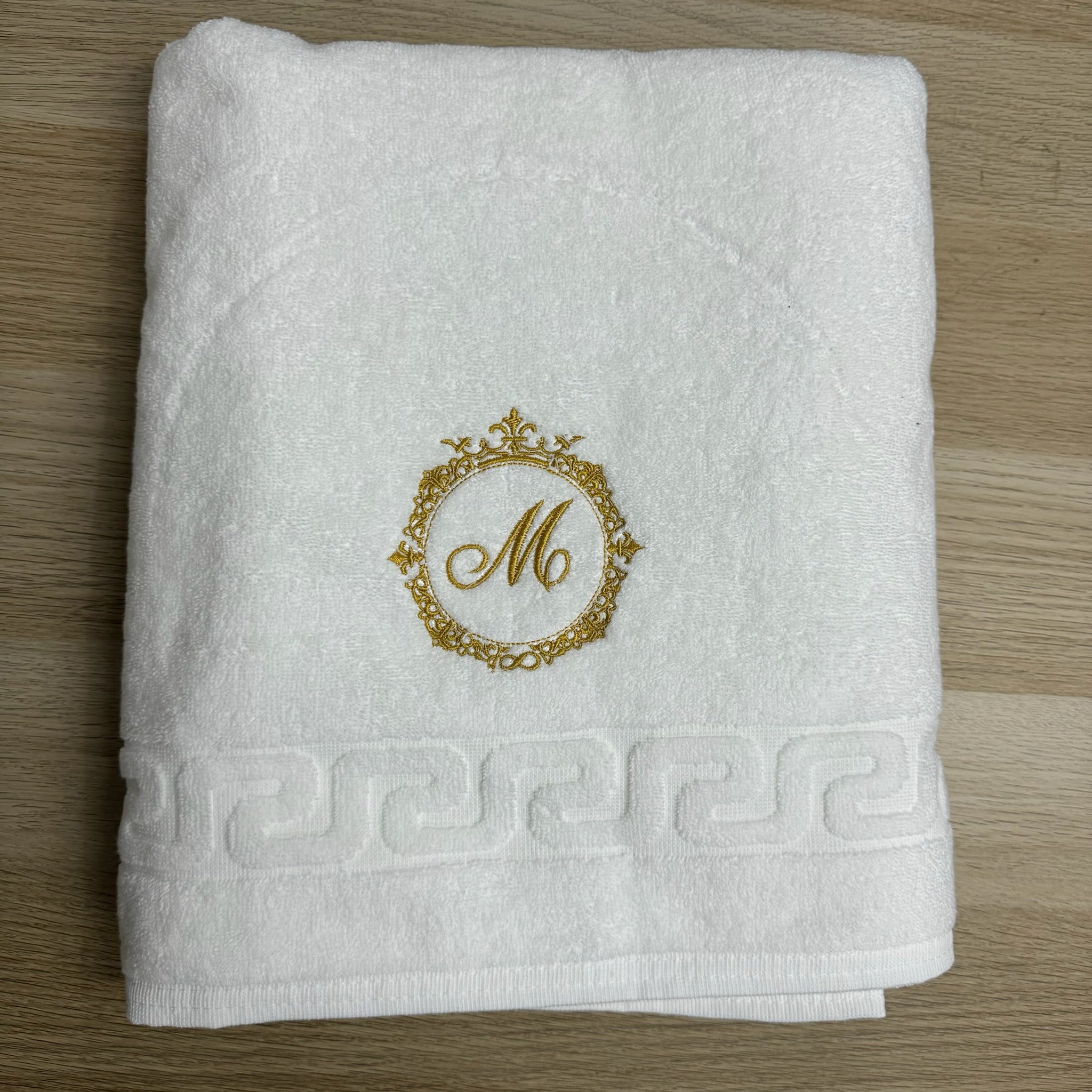 Toalla blanca personalizada con monograma