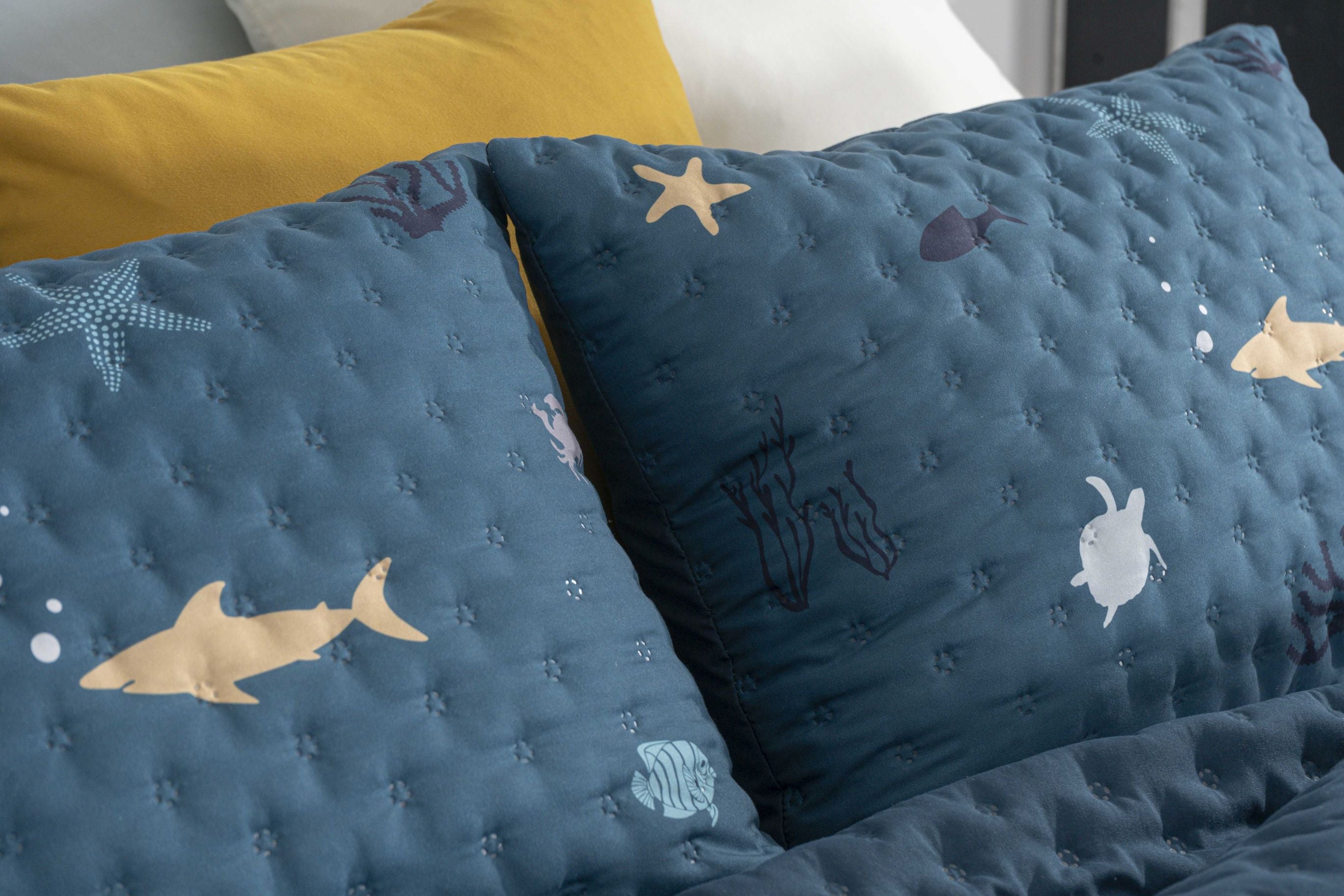 Edredón infantil con temática oceánica