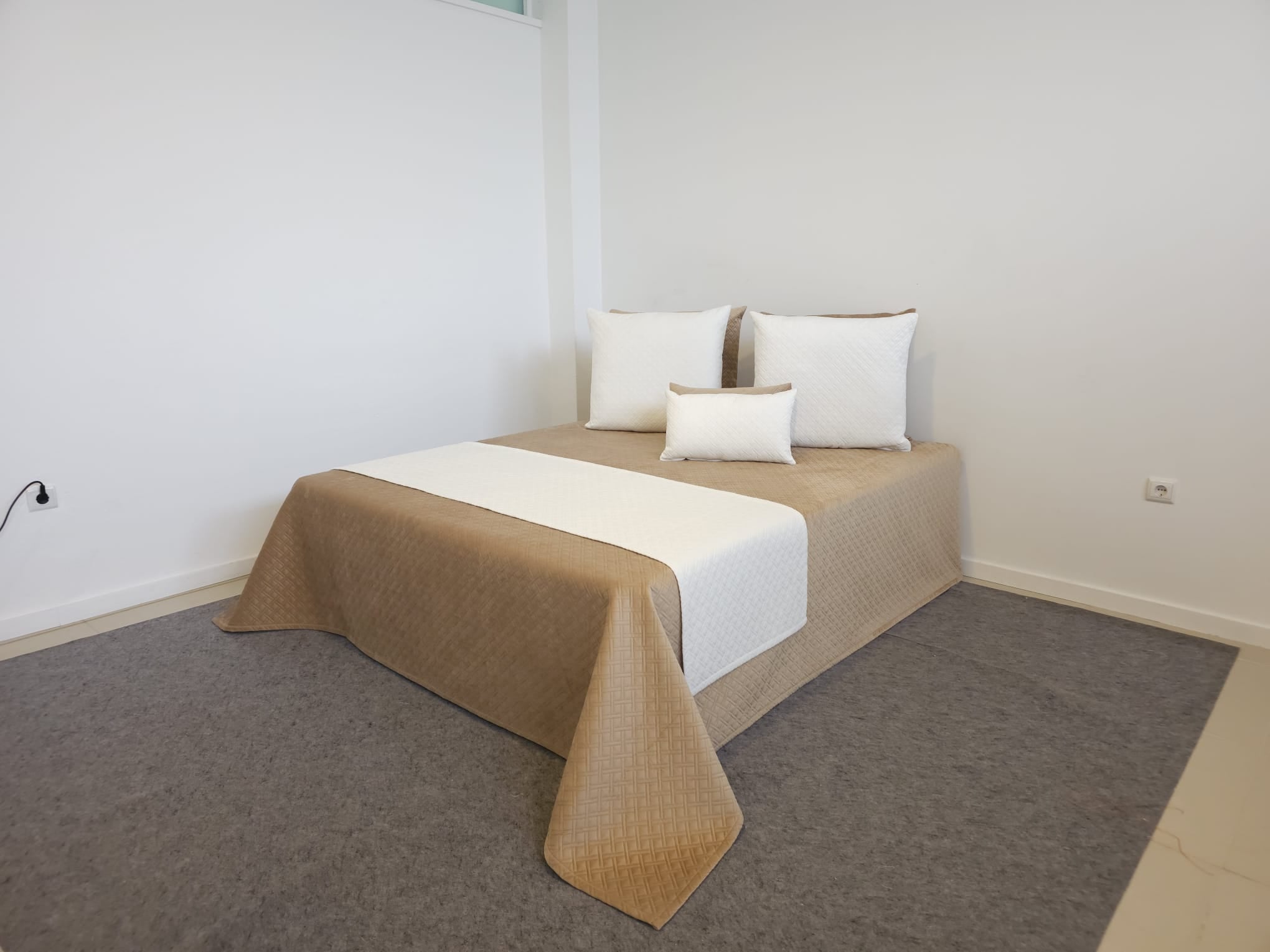 Cojines/alfombrillas decorativas de terciopelo, color blanco