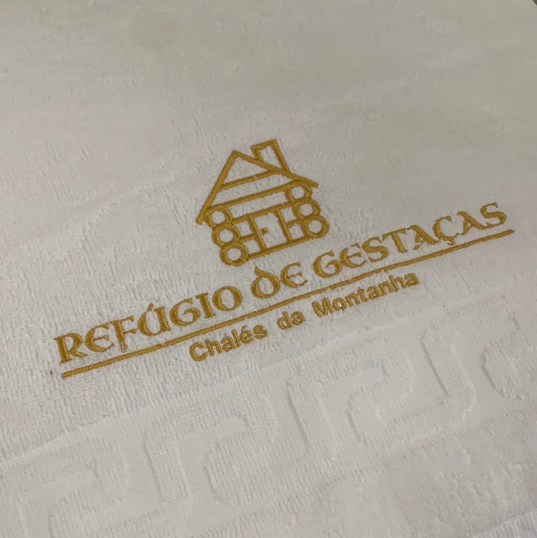 Toallas Blancas para Hoteles de Lujo, Barra Grega - Personalizadas