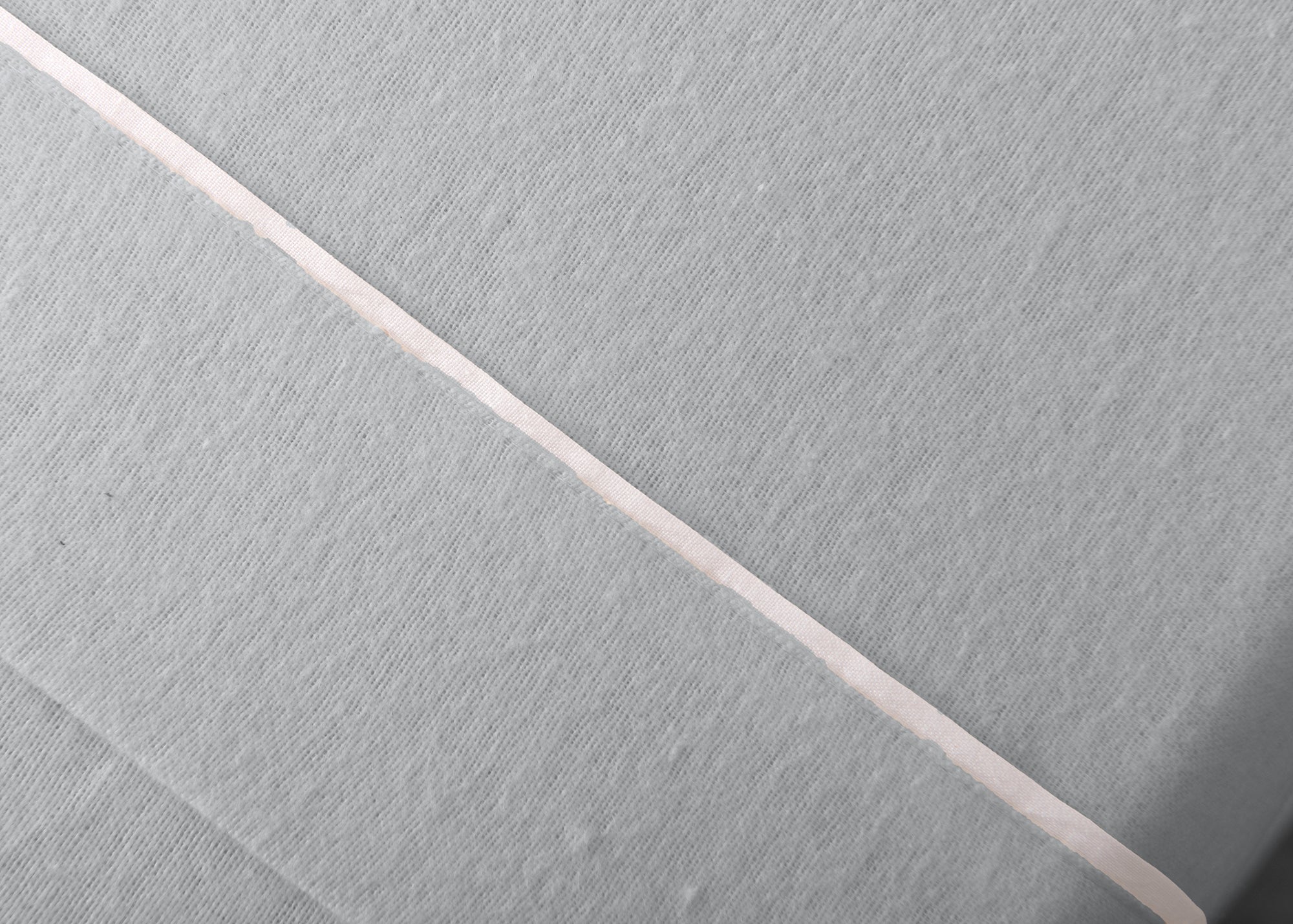 Juego de sábanas de franela gris lisa