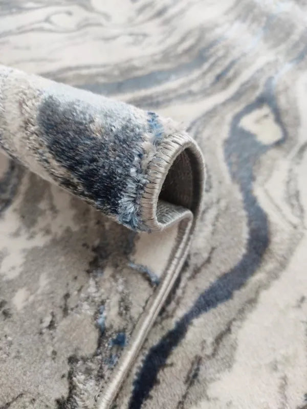 Alfombra azul de Zara