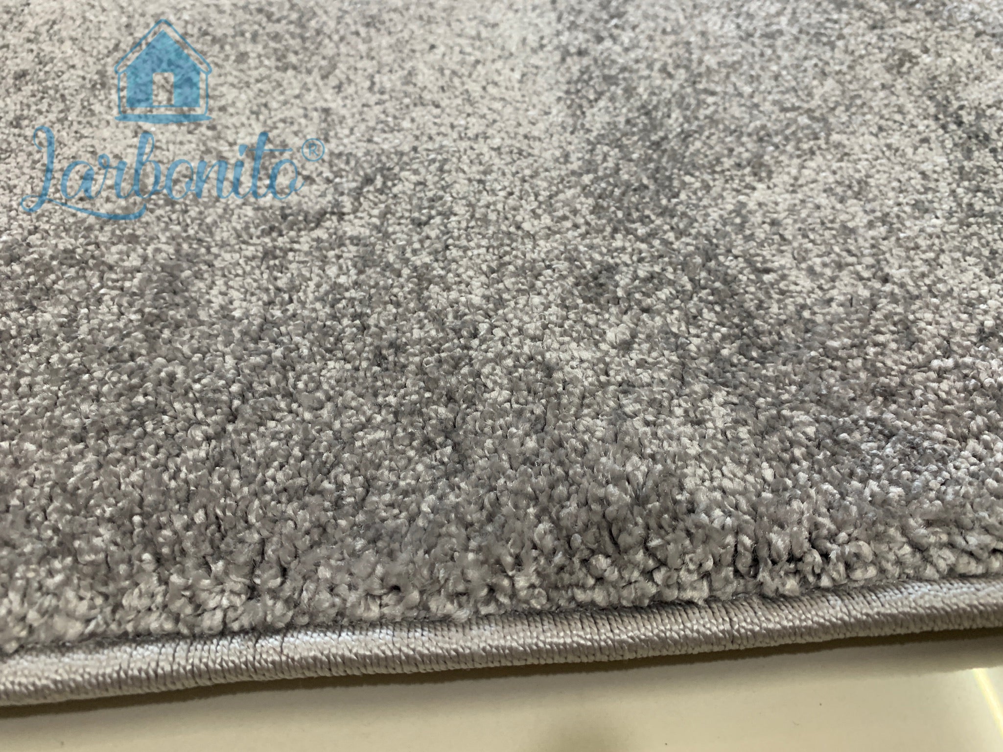 Alfombra lisa de pelo corto gris claro - Monaco