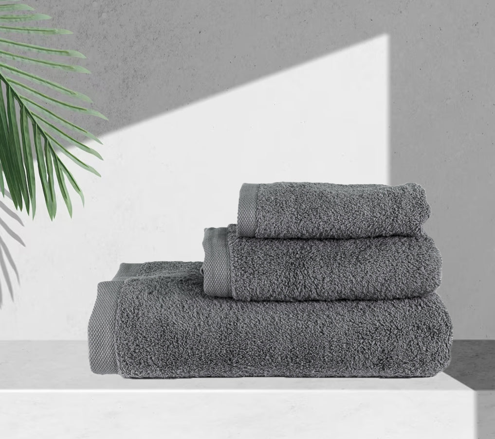 Toalha de 550 gr Cinza Escuro