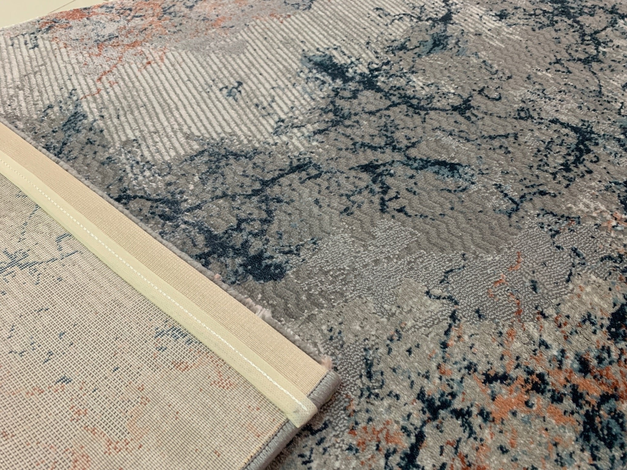 Tapete Invista Multicor - Larbonito