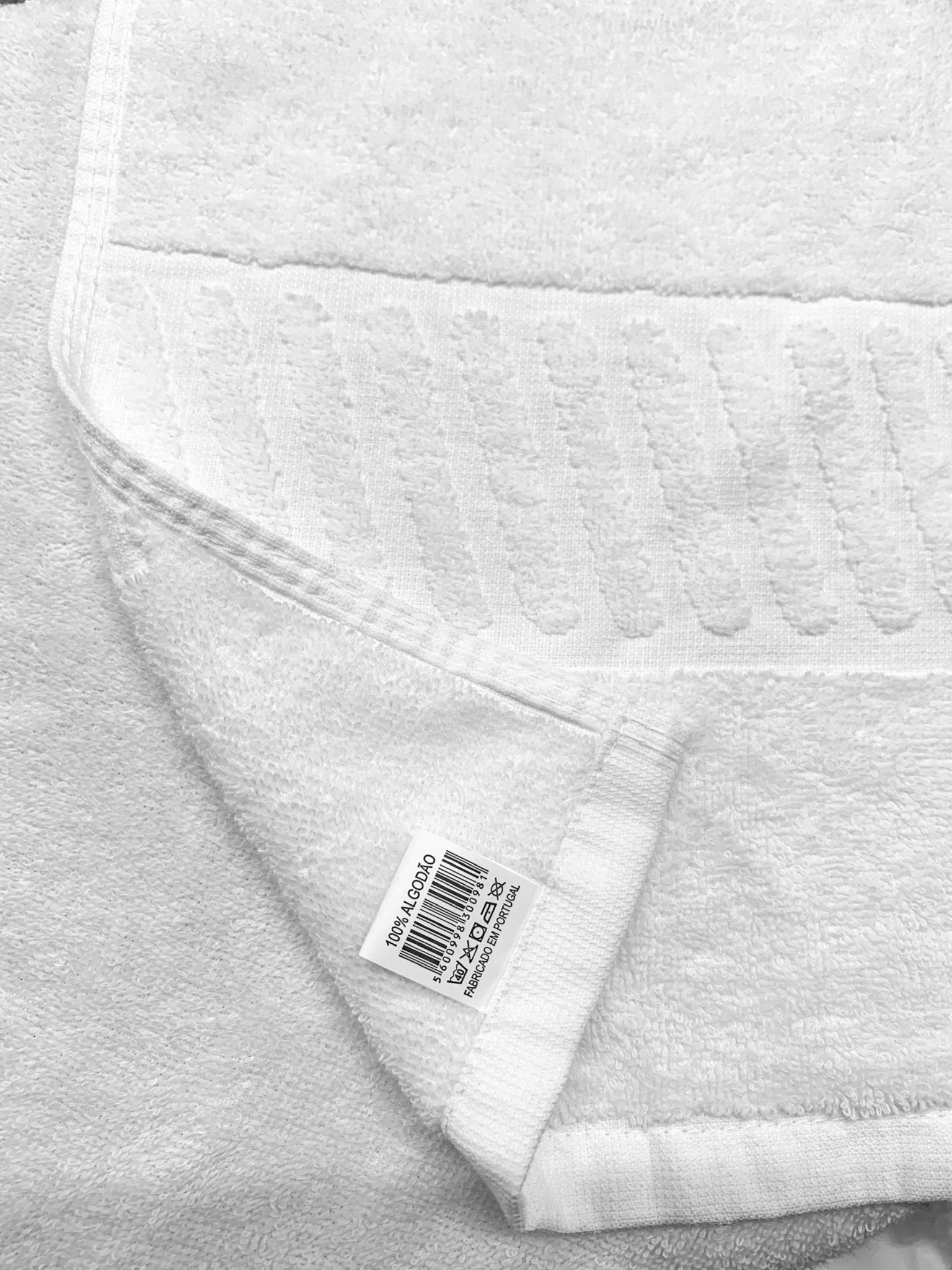 Toalha de Rosto para hotelaria - Fio torcido - 450gr - Larbonito