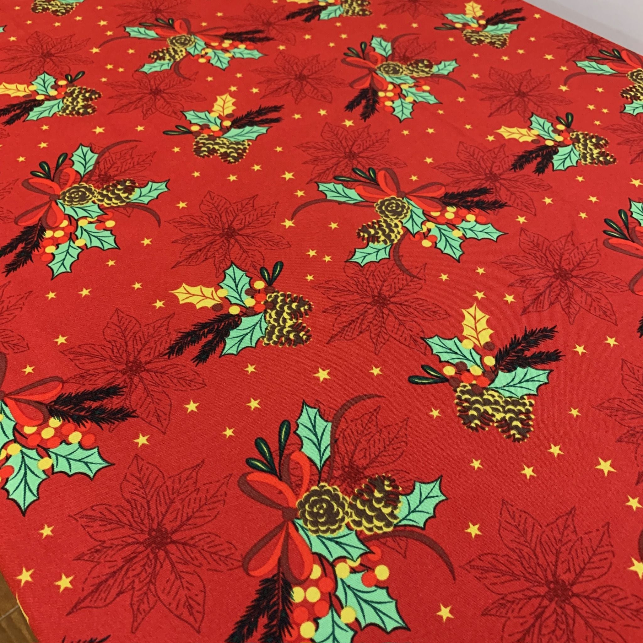 Mantel navideño Holly - Resistente a las manchas