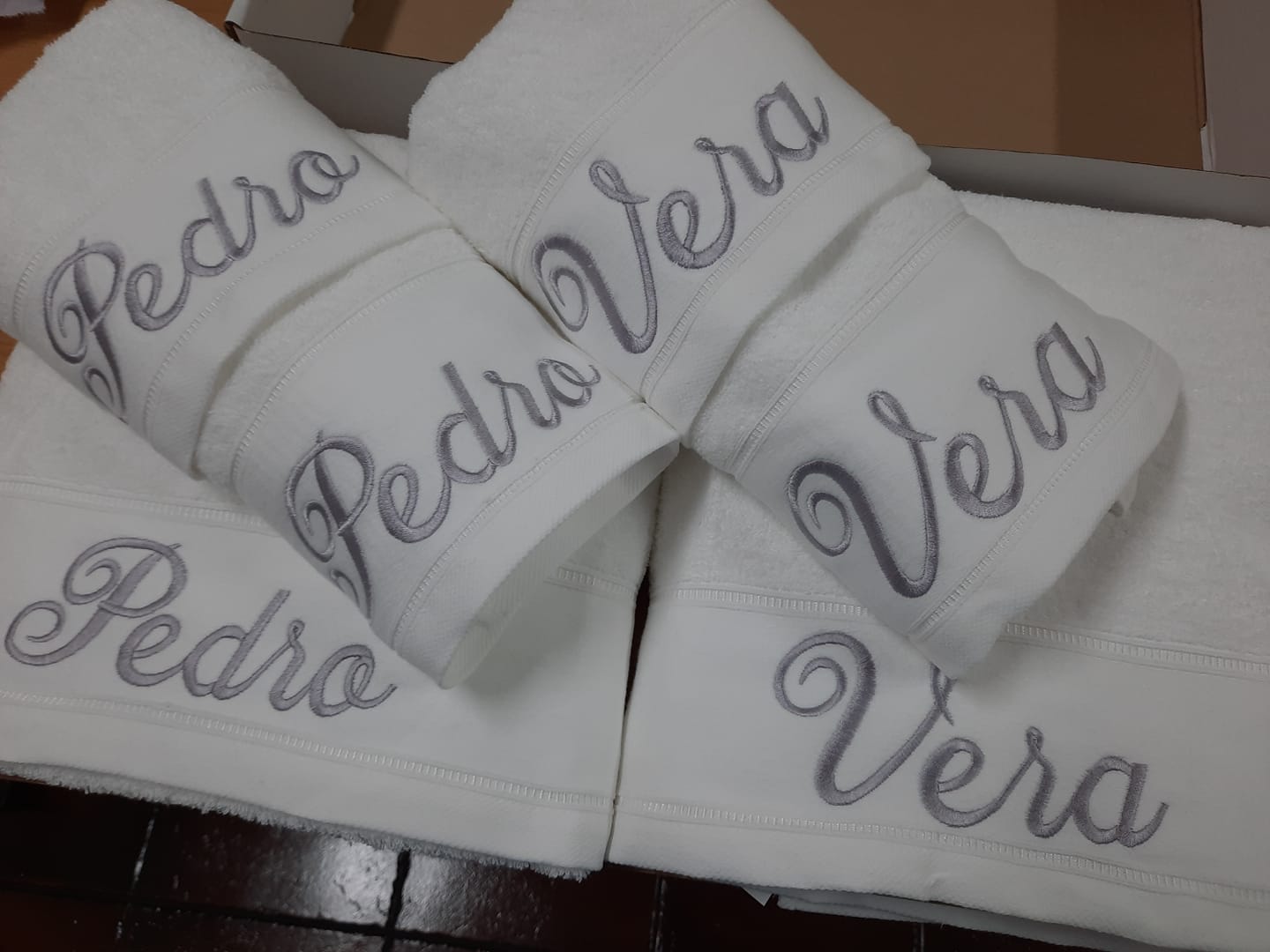 Juego de baño personalizado con nombre