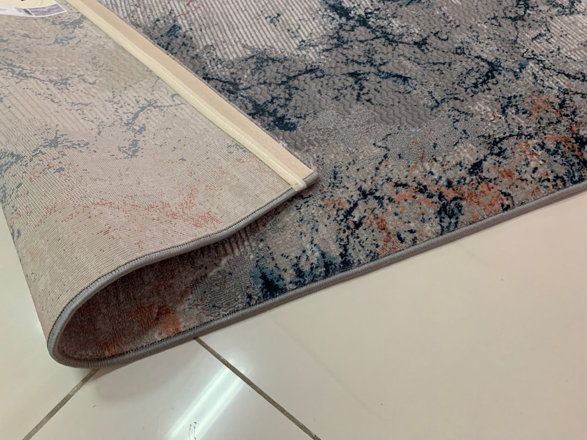 Tapete Invista Multicor - Larbonito